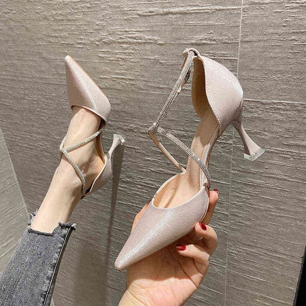 dress shoes high heels 80306 high heeled shoes thin heel 2022 women's pointed versatile diamond cross button hollow single shoese, Black
dress shoes high heels 80306 high heeled shoes thin heel 2022 women's pointed versatile diamond cross button hollow single shoese, Black