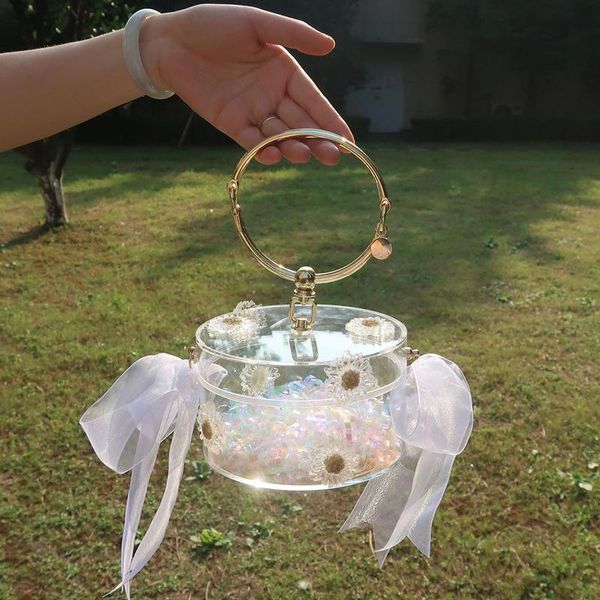 round little daisy acrylic gift box with ribbon rose bouquet arrangement surprise box craft present souvenir gift wrapping
round little daisy acrylic gift box with ribbon rose bouquet arrangement surprise box craft present souvenir gift wrapping