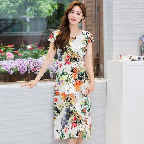 xl-5xl 2020 new women style loose clothes comfortable cotton print round neck short sleeve plus size 5xl beach long dress1, Black;gray
xl-5xl 2020 new women style loose clothes comfortable cotton print round neck short sleeve plus size 5xl beach long dress1, Black;gray