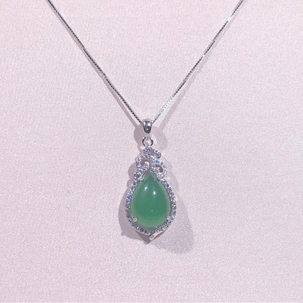 pure 925 sterling silver chain necklace for women vintage personalized waterdrop quality zircon decorative pendant
pure 925 sterling silver chain necklace for women vintage personalized waterdrop quality zircon decorative pendant