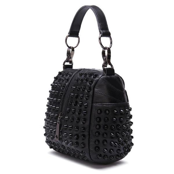 rivet women messenger bags fashion women crossbody bags small genuine leather mini female shoulder bag mobile phone packet
rivet women messenger bags fashion women crossbody bags small genuine leather mini female shoulder bag mobile phone packet