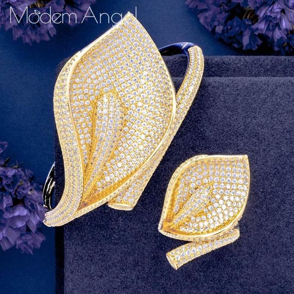 moontree luxury flower lily full micro cubic zirconia copper women bangle ring set for anniversary accessories wedding set, Silver
moontree luxury flower lily full micro cubic zirconia copper women bangle ring set for anniversary accessories wedding set, Silver