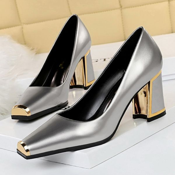 2021 spring fashion women 7cm square high heels red pumps metal leather gray pumps designer apricot pumps lady valentine shoes c0129, Black
2021 spring fashion women 7cm square high heels red pumps metal leather gray pumps designer apricot pumps lady valentine shoes c0129, Black