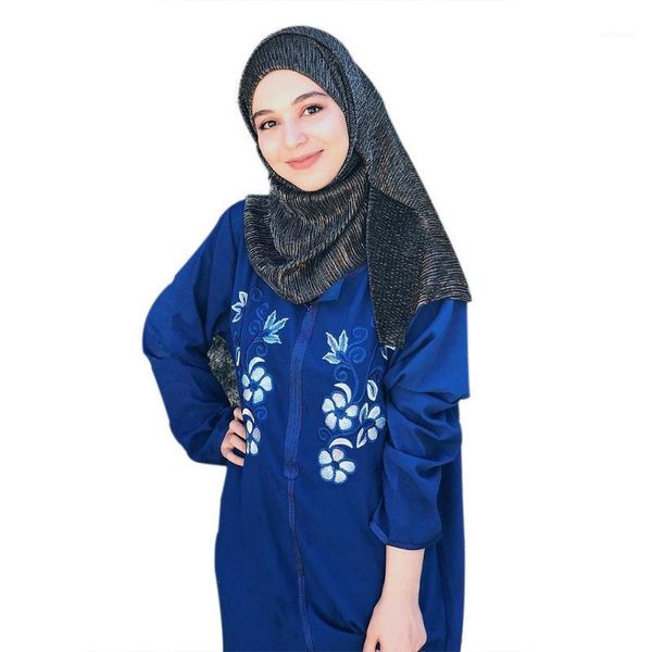 scarves muslim lady scarf gold and silver thread silk long arab hui solid color stripe weave1, Blue;gray
scarves muslim lady scarf gold and silver thread silk long arab hui solid color stripe weave1, Blue;gray