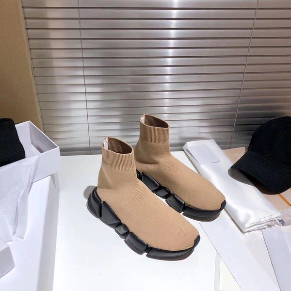 2020 speed trainer stretch knit men's and women's socks sneakers casual shoes comfortable fashion trend with box size 35-45, Black
2020 speed trainer stretch knit men's and women's socks sneakers casual shoes comfortable fashion trend with box size 35-45, Black
