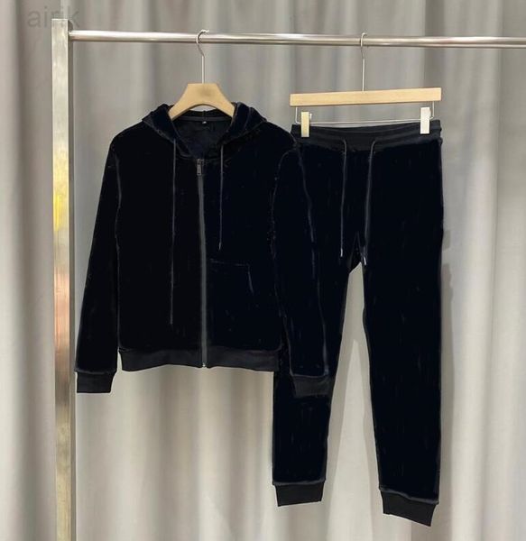 brand spring mens designer tracksuits fashion letters print sportsuits for men women couple suits autumn jogger pants suits 2 colors optiona, Gray
brand spring mens designer tracksuits fashion letters print sportsuits for men women couple suits autumn jogger pants suits 2 colors optiona, Gray