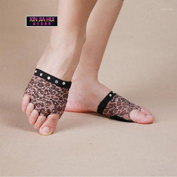 dancing girl drilling sole set belly dance practice shoe foot insole bellydance costume bollywood carnaval1, Black;red
dancing girl drilling sole set belly dance practice shoe foot insole bellydance costume bollywood carnaval1, Black;red