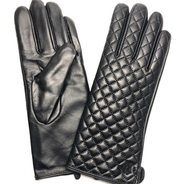 women winter fur genuine leather softs rabbit warm sheepskin drive ladies biker driving wedding ball dinner bride touch screen gloves, Blue;gray 
women winter fur genuine leather softs rabbit warm sheepskin drive ladies biker driving wedding ball dinner bride touch screen gloves, Blue;gray