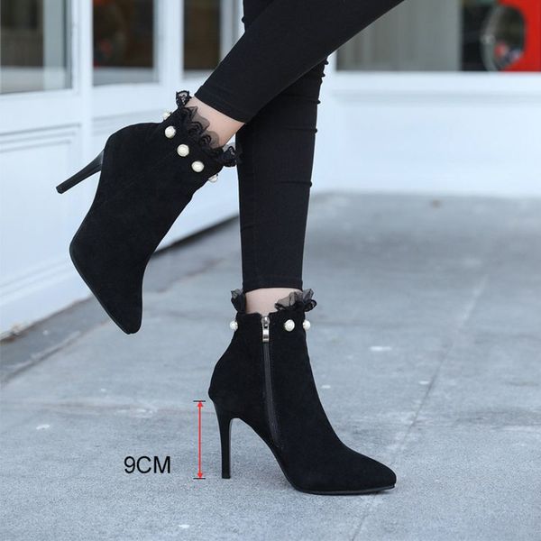 2021 new women pointed toe pearl ankle boots lace pump thin high heels autumn ladies flock elegant fashion shoes uf5n, Black
2021 new women pointed toe pearl ankle boots lace pump thin high heels autumn ladies flock elegant fashion shoes uf5n, Black