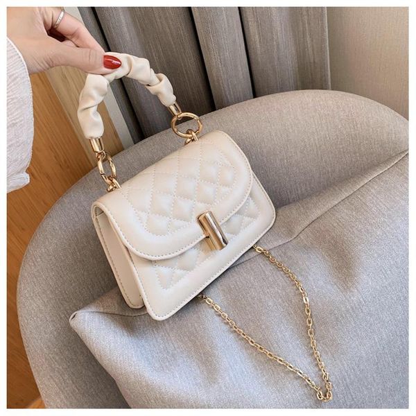 2020 luxury mini ladies leather pu tote bag soft solid color one shoulder handbag female travel chain design messenger bag
2020 luxury mini ladies leather pu tote bag soft solid color one shoulder handbag female travel chain design messenger bag