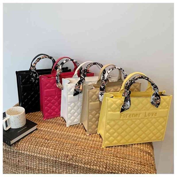 women lingge silk scarf handbag commuting temperament handbags large capacity tote bag h7z0
women lingge silk scarf handbag commuting temperament handbags large capacity tote bag h7z0