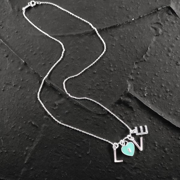 2022 brand original jewelry designer necklace blue enamel "love" pendant women's personality simple high-end sweater chain, Silver
2022 brand original jewelry designer necklace blue enamel "love" pendant women's personality simple high-end sweater chain, Silver