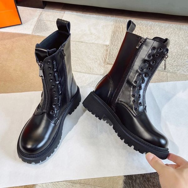 100% genuine leather shoes women motercycle boots cool young ladies street botas cow leather women ankle boots thick sole a3030 #br6k, Black
100% genuine leather shoes women motercycle boots cool young ladies street botas cow leather women ankle boots thick sole a3030 #br6k, Black