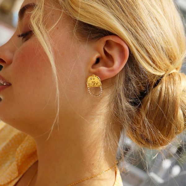 carved earrings and niche design french elegant geometry simple diamond inlaid chain earrings and earrings, Golden
carved earrings and niche design french elegant geometry simple diamond inlaid chain earrings and earrings, Golden