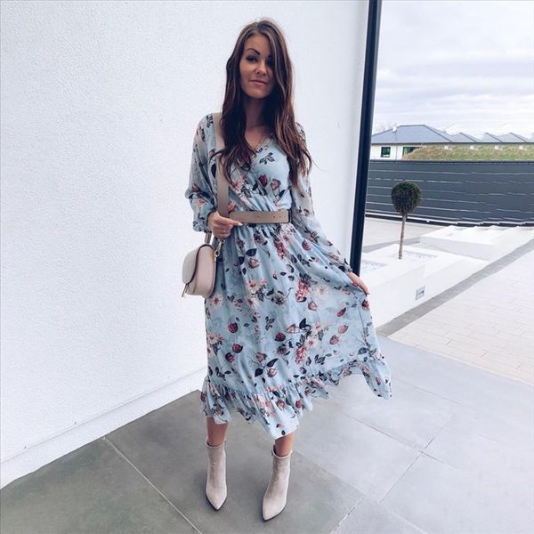women bohemian ruffled flower printed a line dress long sleeve v neck elegant casual dress 2020 summer new fashion, Black;gray
women bohemian ruffled flower printed a line dress long sleeve v neck elegant casual dress 2020 summer new fashion, Black;gray