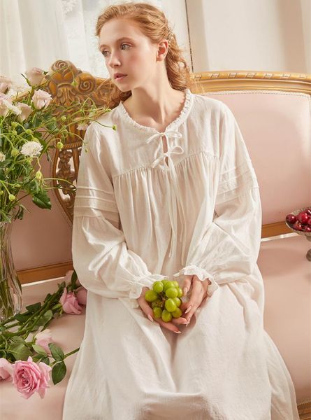 women's sleepwear long sleeve night dress women autumn cotton nightgown classic vintage, Black;red
women's sleepwear long sleeve night dress women autumn cotton nightgown classic vintage, Black;red