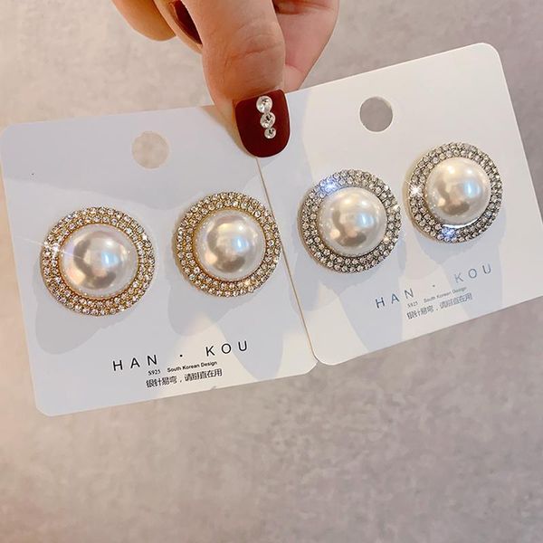 stud gold&silver color round imitation pearls earrings for woman luxury crystal female beads earring, Golden;silver
stud gold&silver color round imitation pearls earrings for woman luxury crystal female beads earring, Golden;silver