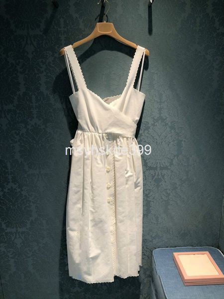 casual dresses niche spring and summer suspender skirt lace single breasted waist dress women's fashion, Black;gray
casual dresses niche spring and summer suspender skirt lace single breasted waist dress women's fashion, Black;gray