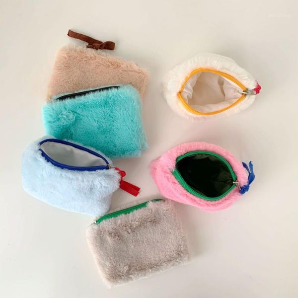 plush contrast color coin purse autumn and winter card holder mini solid color storage makeup lipstick earphone bag ins japanese1
plush contrast color coin purse autumn and winter card holder mini solid color storage makeup lipstick earphone bag ins japanese1