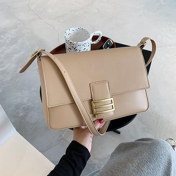sac закрылков винтажная сумка женские сумки плеча дамы руки сумки кожа pu crossbody для женщин 2020 широкий ремень
sac закрылков винтажная сумка женские сумки плеча дамы руки сумки кожа pu crossbody для женщин 2020 широкий ремень