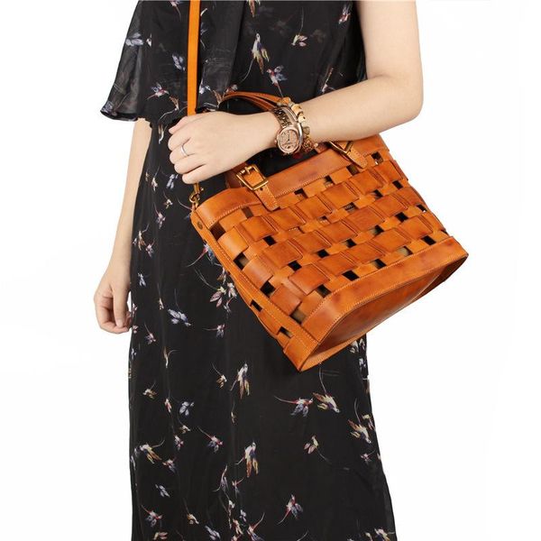 crossbody women tote handbag woven purse leisure satchel vintage real genuine leather knitting handle shoulder messenger bag
crossbody women tote handbag woven purse leisure satchel vintage real genuine leather knitting handle shoulder messenger bag