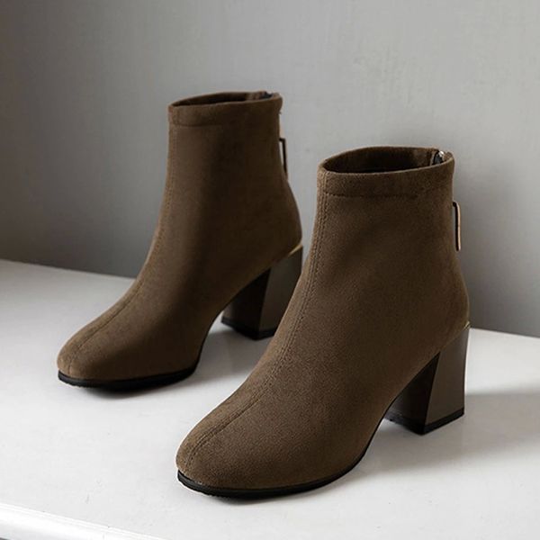 2020 autumn early winter boots women high heels ankle boots elegant fashion brand woman party shoes ladies square heel 7cm a1817 #tp9t, Black
2020 autumn early winter boots women high heels ankle boots elegant fashion brand woman party shoes ladies square heel 7cm a1817 #tp9t, Black