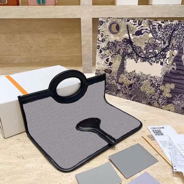 20ss classic luxury designer old flower letter women clutch bags embroidery canvas vintage letter hasp fashion bags totes
20ss classic luxury designer old flower letter women clutch bags embroidery canvas vintage letter hasp fashion bags totes
