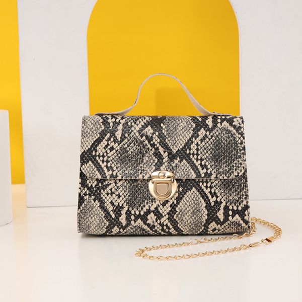 crossbody serpentine shoulder bag designers handbag luxurys handbag woman fashion potable metal lock makeup bag wallet phone bag fast shippi
crossbody serpentine shoulder bag designers handbag luxurys handbag woman fashion potable metal lock makeup bag wallet phone bag fast shippi