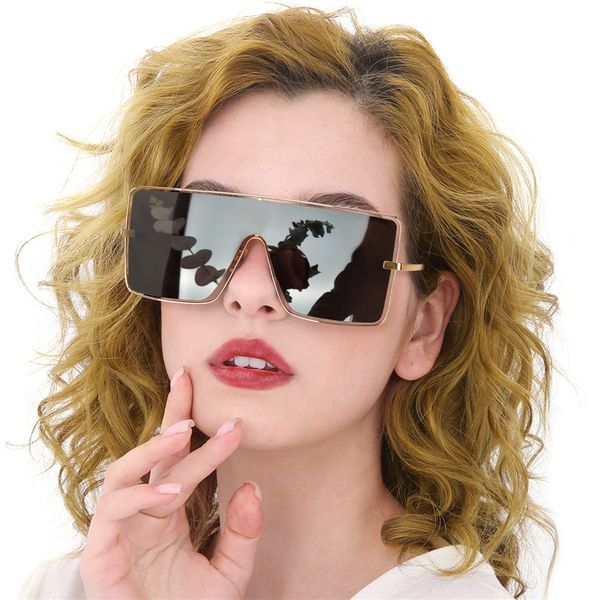 fashion oversized sunglasses women square mirror glasses polarized sun glasses luxury driving beach travel goggles gafas 2020, White;black
fashion oversized sunglasses women square mirror glasses polarized sun glasses luxury driving beach travel goggles gafas 2020, White;black