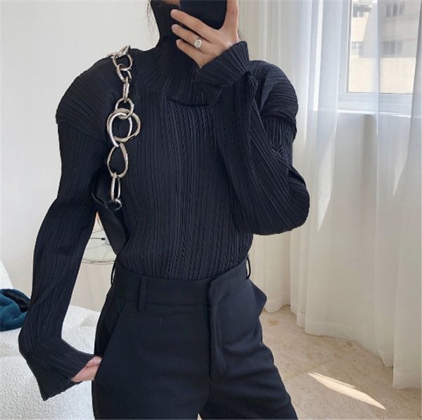 2020 autumn style fashion sense high neck pleated long-sleeved loose thin section all-match bottoming pleated women, White
2020 autumn style fashion sense high neck pleated long-sleeved loose thin section all-match bottoming pleated women, White