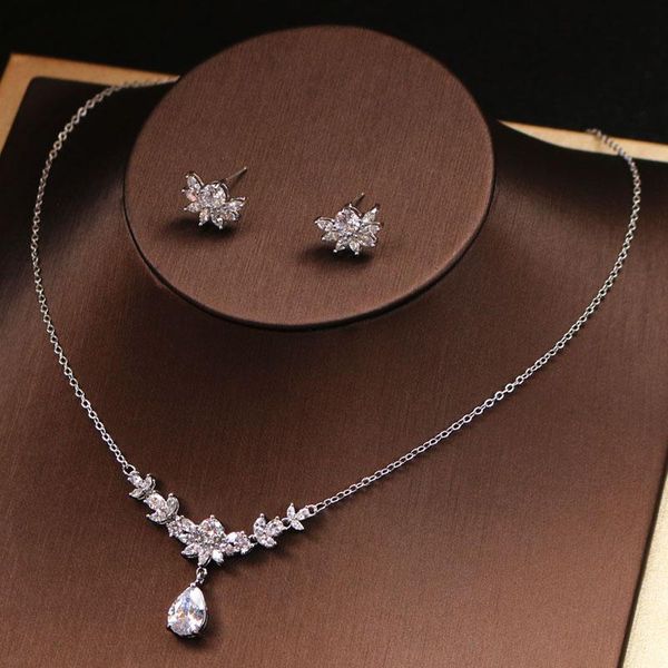 alexzendra crystal wedding bridal silver color rhinestone wedding jewelry necklace sets for women
alexzendra crystal wedding bridal silver color rhinestone wedding jewelry necklace sets for women