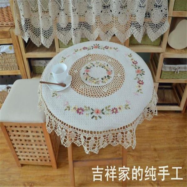 table cloth 85cm square crochet lace for wedding with embroidery flowers tablecloth home decor 2014
table cloth 85cm square crochet lace for wedding with embroidery flowers tablecloth home decor 2014