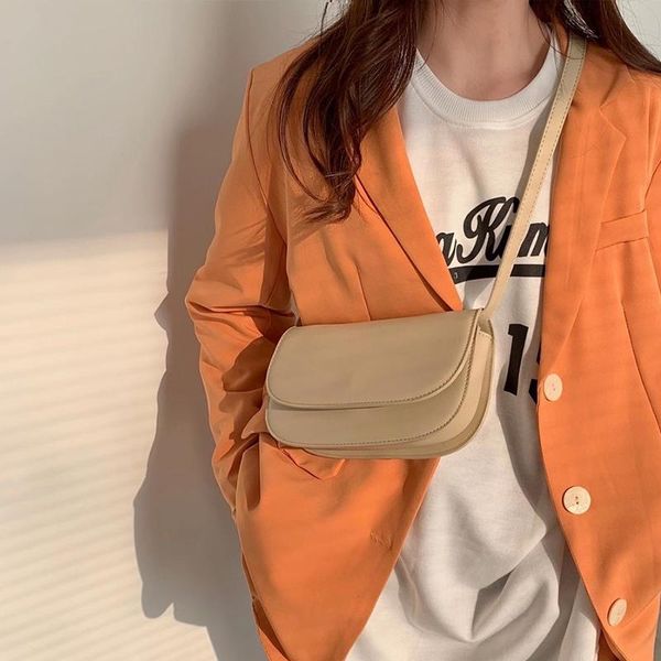 women bag 2021 new fashion student niche design french single shoulder underarm pack all-match simple phone bag e063 
women bag 2021 new fashion student niche design french single shoulder underarm pack all-match simple phone bag e063
