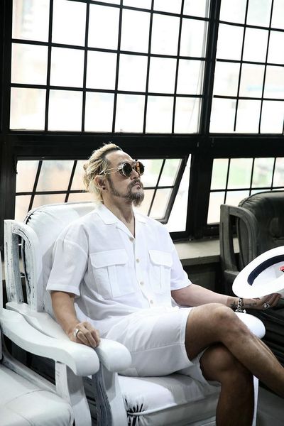 men's casual shirts solid color pocket decoration loose korean fashion short sleeve shirt lapel large summer thin, White;black
men's casual shirts solid color pocket decoration loose korean fashion short sleeve shirt lapel large summer thin, White;black