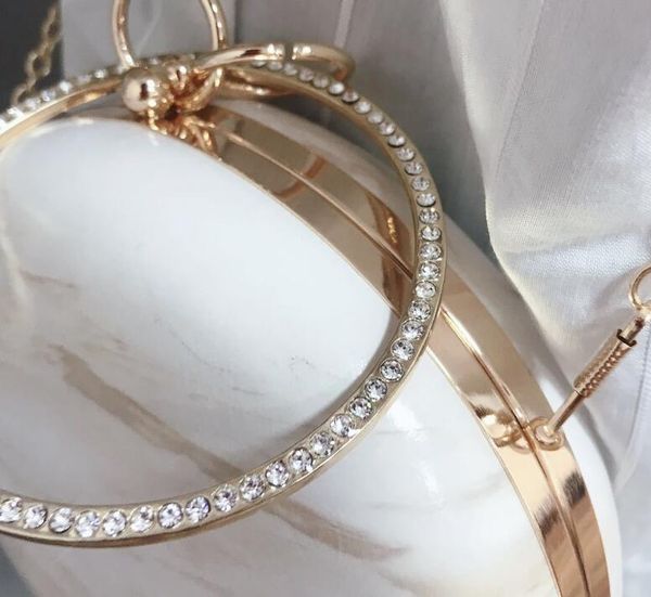 2019 shiny women evening bag fashion wedding women clutch bag with chain luxury glitter party bridal ladies handbags
2019 shiny women evening bag fashion wedding women clutch bag with chain luxury glitter party bridal ladies handbags