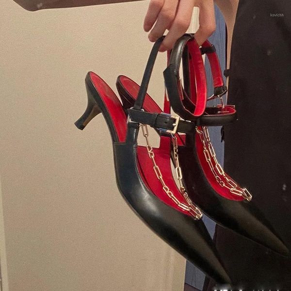 summer 2021 new spire baotou fine heel metal chain women's sandals1, Black
summer 2021 new spire baotou fine heel metal chain women's sandals1, Black