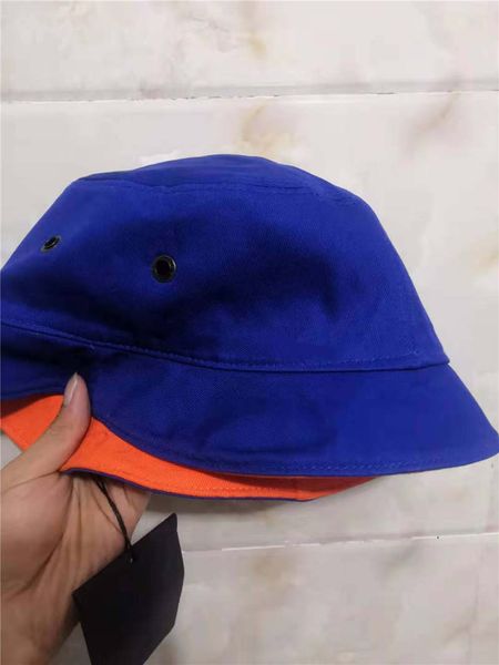 2020 men's and women's hats, fashion hats and letter beachwear double penetration, suitable for the four seasons of neutral hats o, Blue;gray
2020 men's and women's hats, fashion hats and letter beachwear double penetration, suitable for the four seasons of neutral hats o, Blue;gray