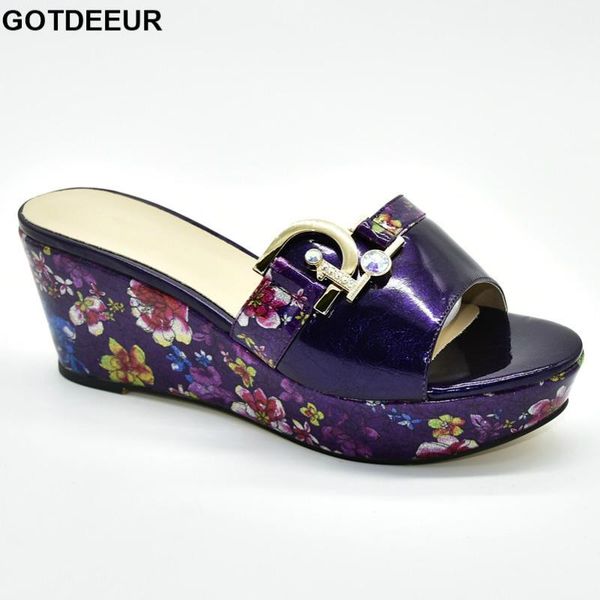 new arrival luxury shoes women designers italian women shoes decorated with appliques woman high heel diamonds white to, Black
new arrival luxury shoes women designers italian women shoes decorated with appliques woman high heel diamonds white to, Black