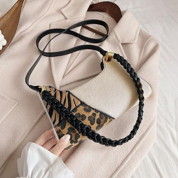 строчка leopard дизайн pu кожа малые сумки на ремне для зимы женщин тенденции моды женский подмышку сумки и кошельки
строчка leopard дизайн pu кожа малые сумки на ремне для зимы женщин тенденции моды женский подмышку сумки и кошельки