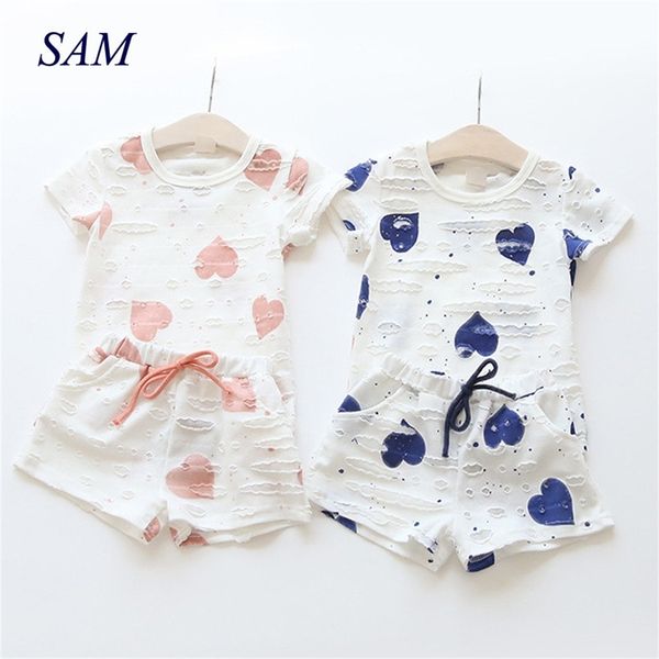 baby girls clothes sets 2019 summer heart printed girl short sleeve shirts + shorts casual kids children's clothing suit lj200819, White
baby girls clothes sets 2019 summer heart printed girl short sleeve shirts + shorts casual kids children's clothing suit lj200819, White