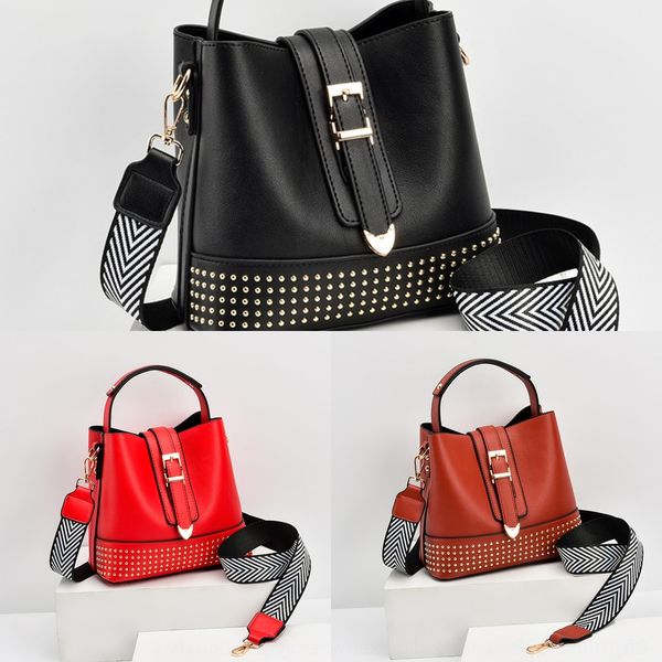 women's textured small 2020 spring and shoulder bagsummer new large capacity bucket bag korean style fashionable simple shoulder messen
women's textured small 2020 spring and shoulder bagsummer new large capacity bucket bag korean style fashionable simple shoulder messen