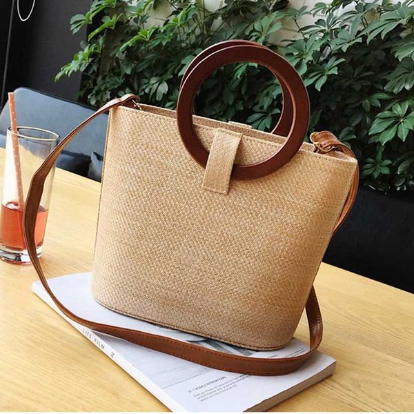 woman beach bag european design female woven solid wood wild shoulder bag messenger for young lady girls handbags
woman beach bag european design female woven solid wood wild shoulder bag messenger for young lady girls handbags