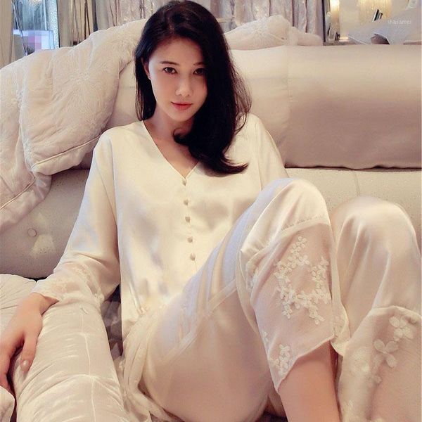 spring women white silk pajamas long-sleeved long pants 2 piece set female summer princess lace sleepwear sets1, Black;red 
spring women white silk pajamas long-sleeved long pants 2 piece set female summer princess lace sleepwear sets1, Black;red