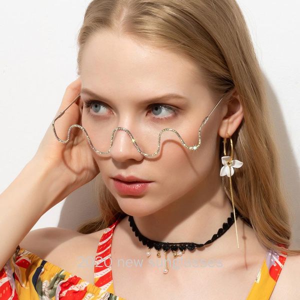sunglasses oversized diamond women 2021 vintage square rhinestone sun glasses one piece punk men shades uv400 nx, White;black
sunglasses oversized diamond women 2021 vintage square rhinestone sun glasses one piece punk men shades uv400 nx, White;black