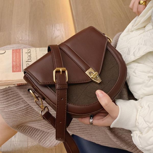 2021 solid color stone pattern small pu leather crossbody bags 2021 winter chain designer lady travel shoulder handbags
2021 solid color stone pattern small pu leather crossbody bags 2021 winter chain designer lady travel shoulder handbags