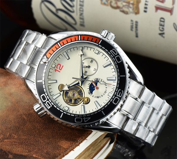 2022 new men's watch mechanical movement watches with leather stainless strap master version om081801, Slivery;brown
2022 new men's watch mechanical movement watches with leather stainless strap master version om081801, Slivery;brown