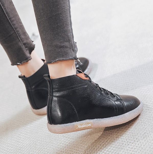 2021 new flat-heel round toe short boots korean version of the big dock layer leather boots, Black
2021 new flat-heel round toe short boots korean version of the big dock layer leather boots, Black