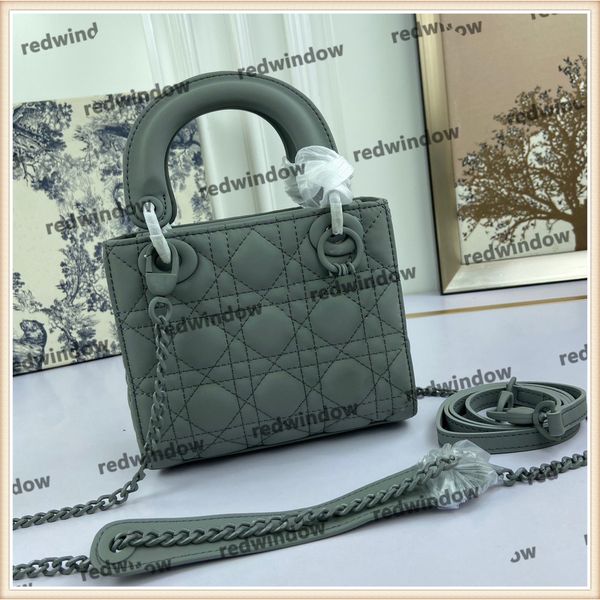 17cm classic luxurys brand famous handbag women's backpack designers men's totes leather clutch handbags shoulder bag 1211d
17cm classic luxurys brand famous handbag women's backpack designers men's totes leather clutch handbags shoulder bag 1211d