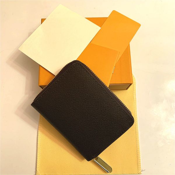 2020 european and american fashion ladies simple purse zipper wallet short card package small single la wallet, Red;black
2020 european and american fashion ladies simple purse zipper wallet short card package small single la wallet, Red;black