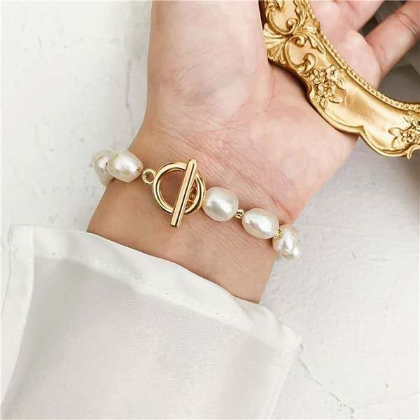 irregular bracelet pearl national pearl baroque bracelet ins minority design temperament cool style high sense jewelry personality jewelry f, Golden;silver
irregular bracelet pearl national pearl baroque bracelet ins minority design temperament cool style high sense jewelry personality jewelry f, Golden;silver